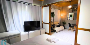 Flat Completo com cozinha no Melhor da Pituba, WIFI, Ar, Netflix, EDF Frente Mar, Piscina
